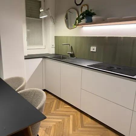 Easy Italy Life Apartment Milan